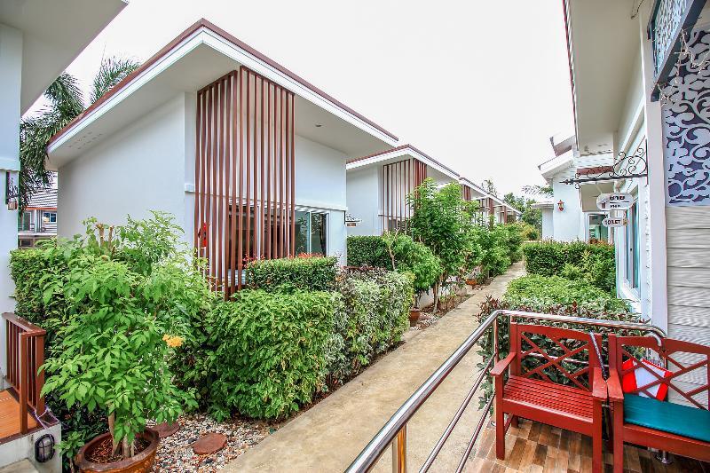 Baanloksouylokchay Hotel Hua Hin Exterior photo